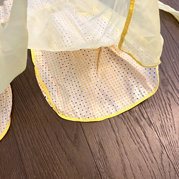 Vintage White and Yellow Sheer Cotton Fabric Apron - Picture 4 of 6
